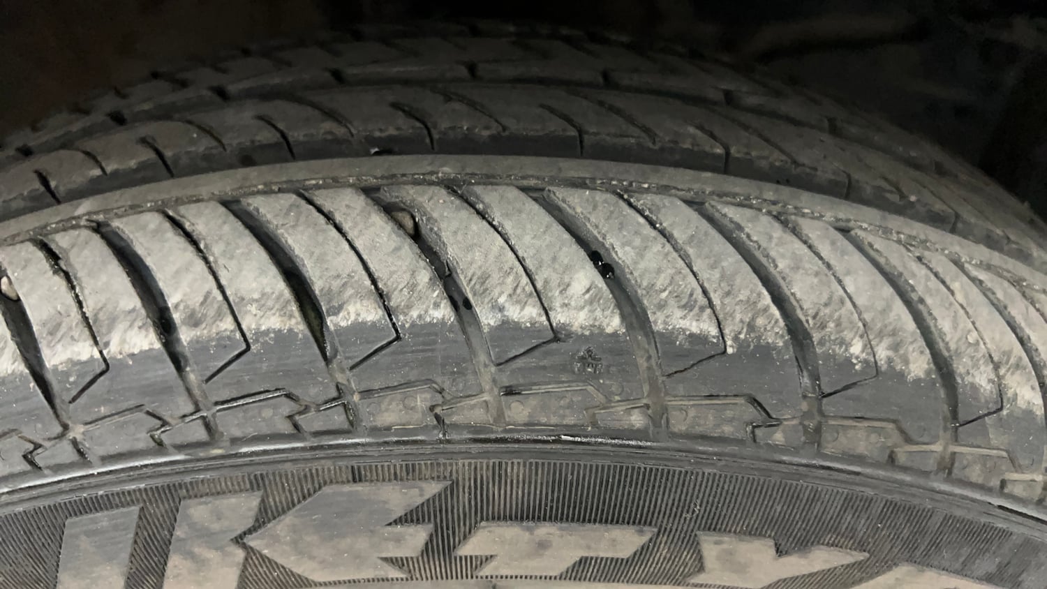 Used 2016 Honda Jazz VX Petrol Petrol Manual tyres RIGHT FRONT TYRE TREAD VIEW