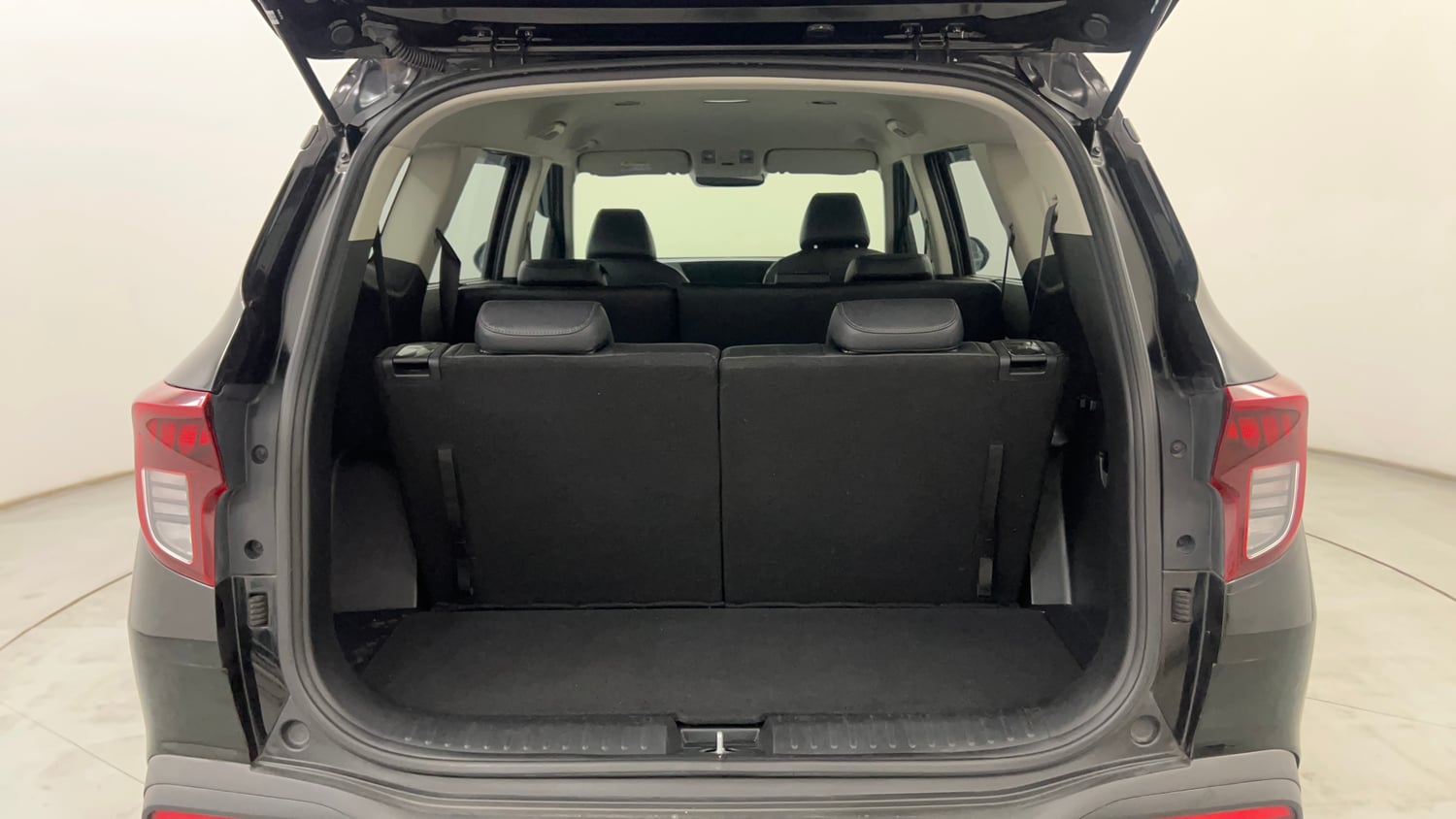 Used 2026 Kia Carens Premium (O) 1.5 Petrol 7 STR Petrol Manual interior DICKY INSIDE VIEW