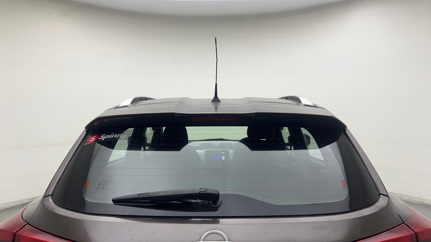 Used 2021 Nissan Magnite XV Turbo Petrol Manual exterior BACK WINDSHIELD VIEW