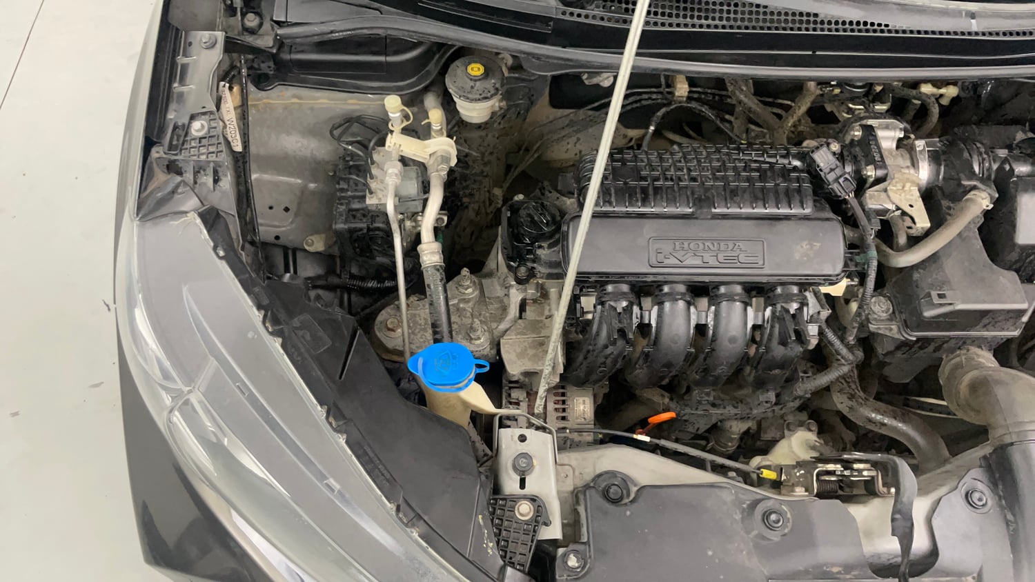 Used 2019 Honda WR-V VX MT Petrol Petrol Manual engine ENGINE RIGHT SIDE VIEW