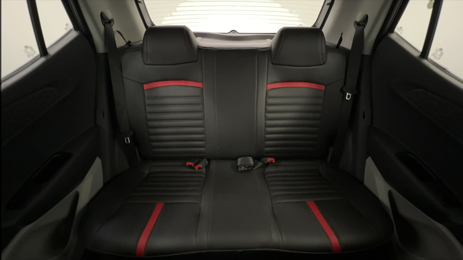 Used 2021 Hyundai Grand i10 Nios Sportz AMT 1.2 Kappa VTVT Petrol Automatic interior REAR SEAT CONDITION VIEW