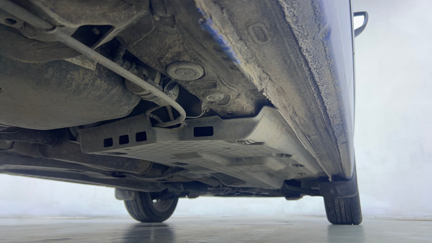 Used 2019 Volkswagen Polo Highline Plus 1.0 (P) 16 Alloy Petrol Manual extra REAR RIGHT UNDERBODY VIEW