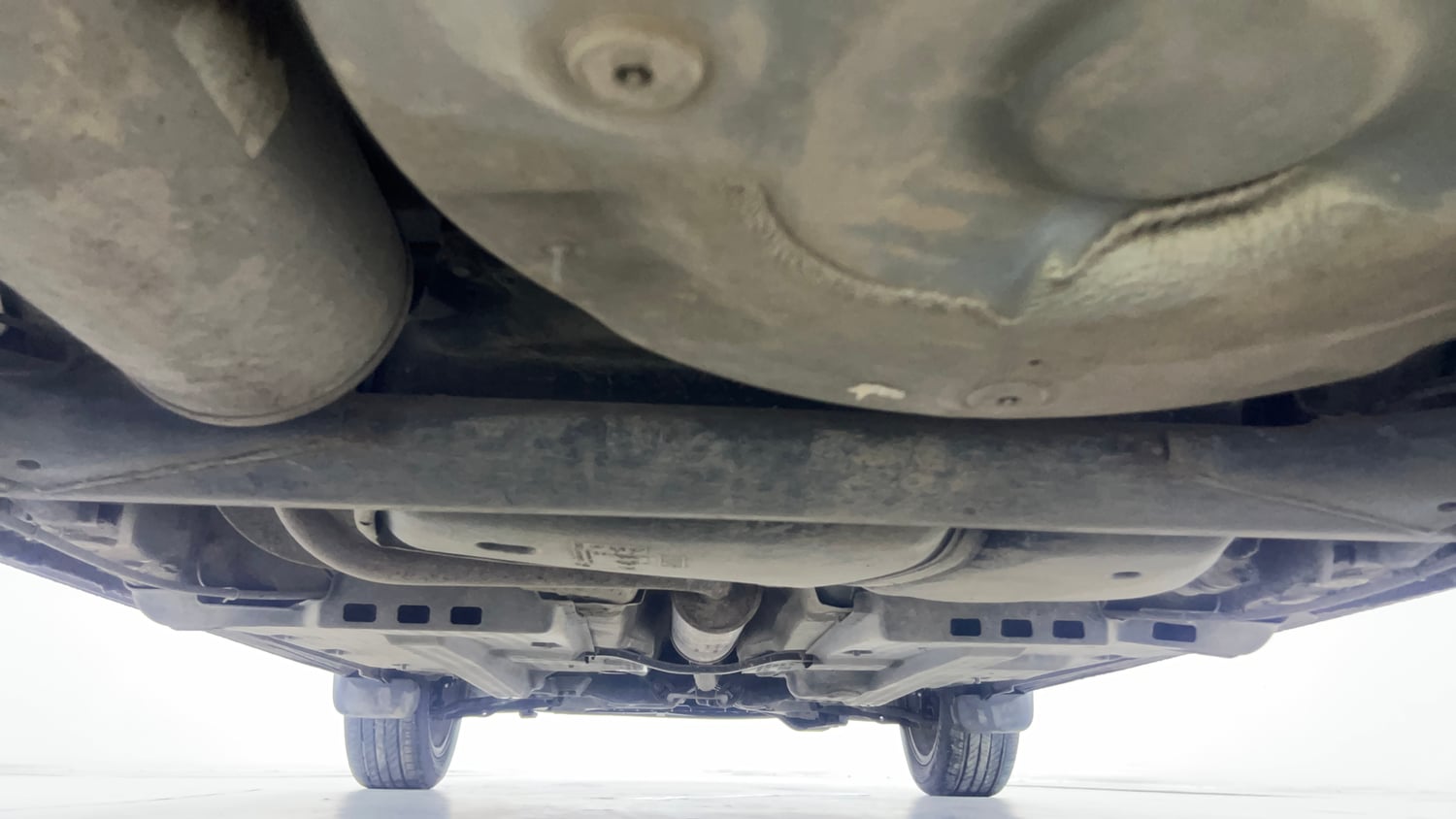 Used 2019 Volkswagen Polo Highline Plus 1.0 (P) 16 Alloy Petrol Manual extra REAR UNDERBODY VIEW (TAKEN FROM REAR)