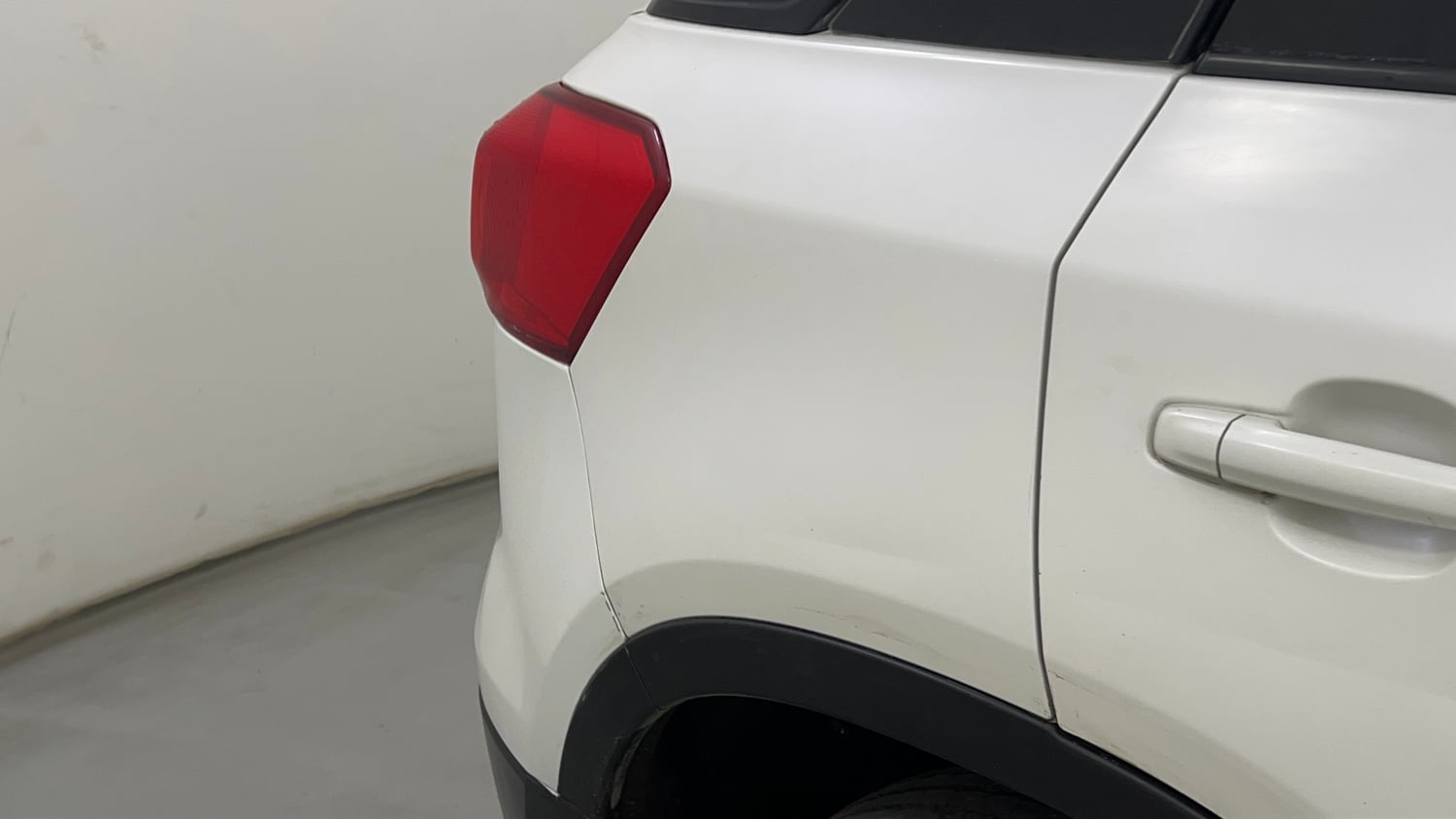 Used 2017 Maruti Suzuki Vitara Brezza [2016-2020] ZDi Plus Diesel Manual dents MINOR DENT