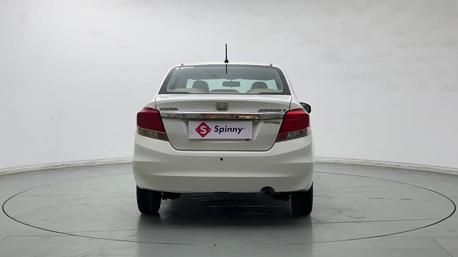 Used 2015 Honda Amaze 1.2 S i-VTEC Petrol Manual exterior BACK VIEW