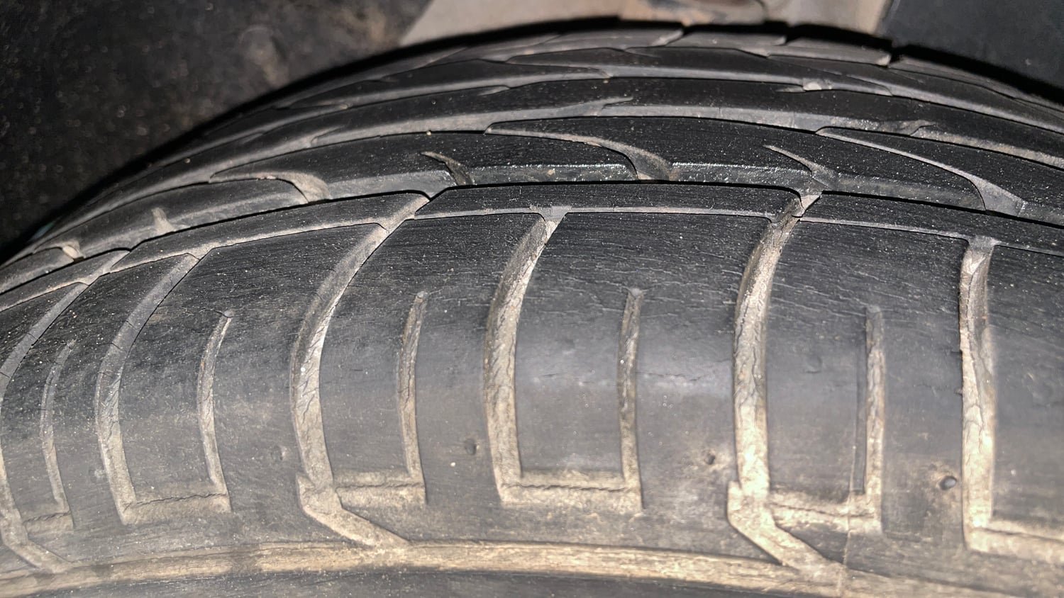 Used 2019 Hyundai Creta SX 1.6 AT Petrol Petrol Automatic tyres RIGHT REAR TYRE TREAD VIEW