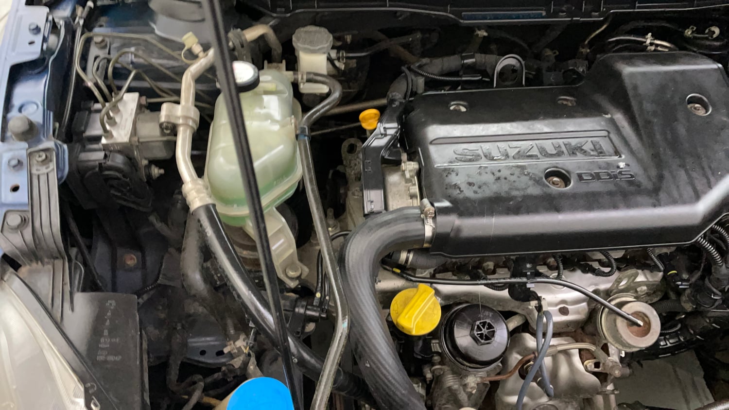 Used 2018 Maruti Suzuki S-Cross Alpha 1.3 Diesel Manual engine ENGINE RIGHT SIDE VIEW