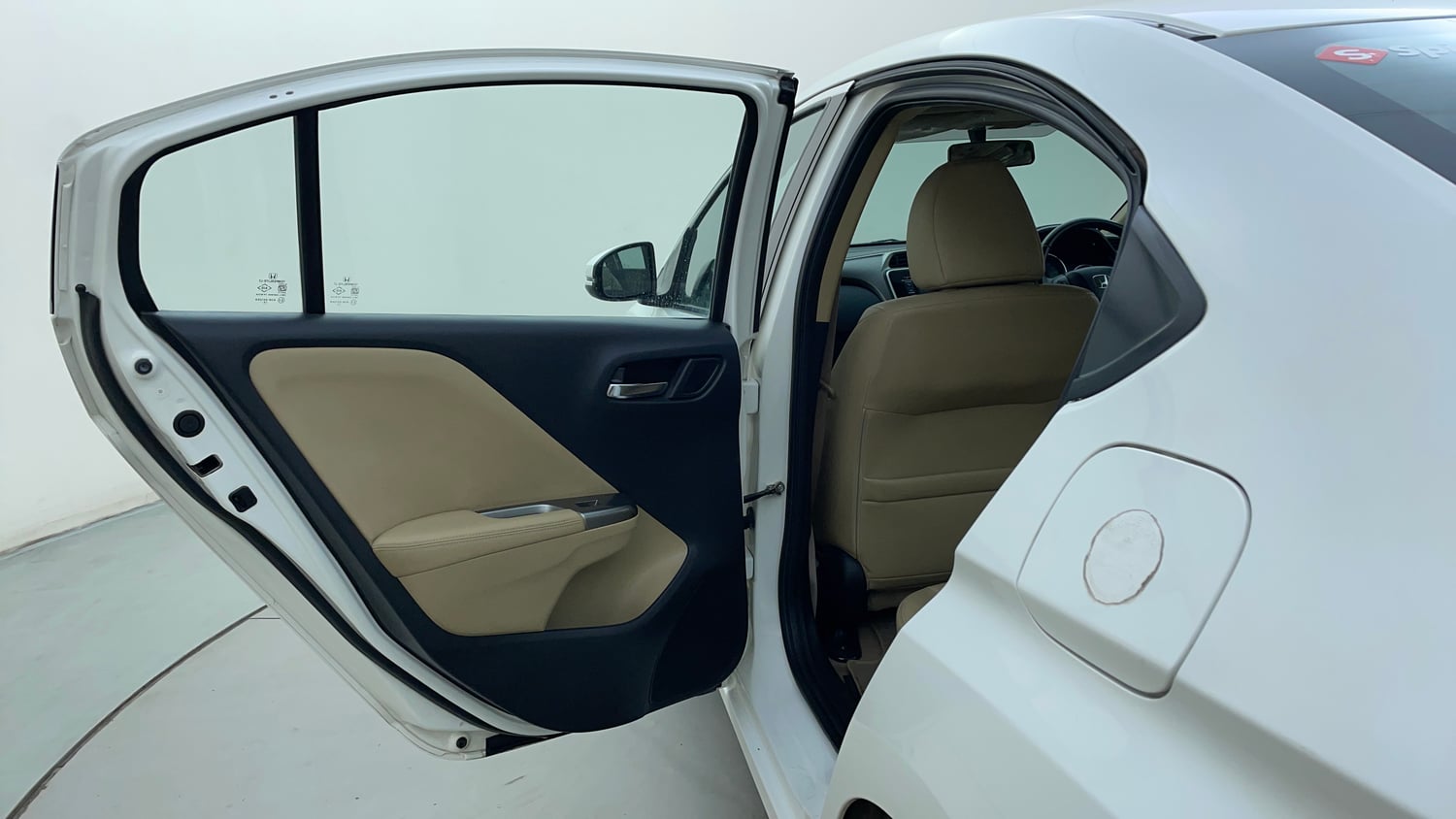 Used 2016 Honda City VX CVT Petrol Automatic interior LEFT REAR DOOR OPEN VIEW