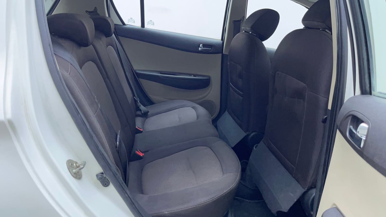 Used 2012 Hyundai i20 Asta 1.2 Petrol Manual interior RIGHT SIDE REAR DOOR CABIN VIEW