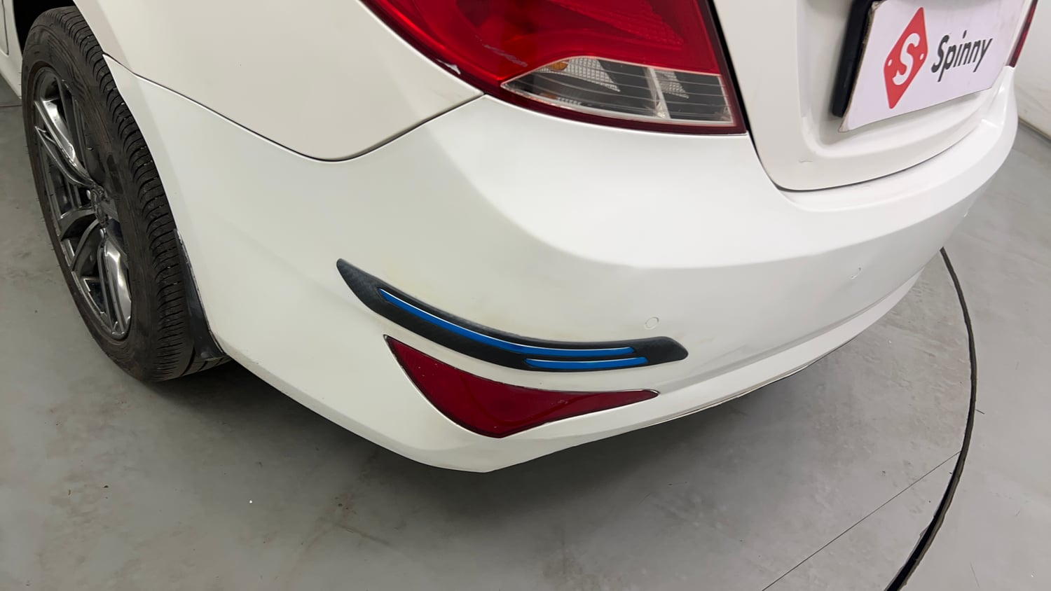 Used 2016 Hyundai Verna 1.6 CRDI S AT Diesel Automatic dents MINOR SCRATCH