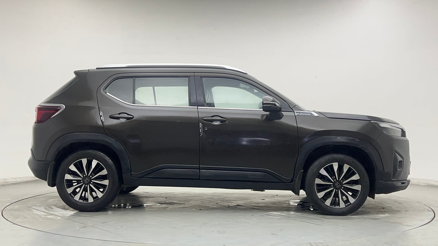 Used 2023 Honda Elevate VX MT Petrol Manual exterior RIGHT SIDE VIEW