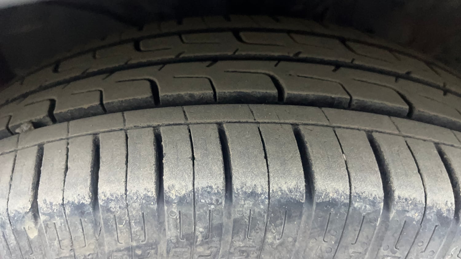 Used 2016 Honda City VX CVT Petrol Automatic tyres LEFT FRONT TYRE TREAD VIEW