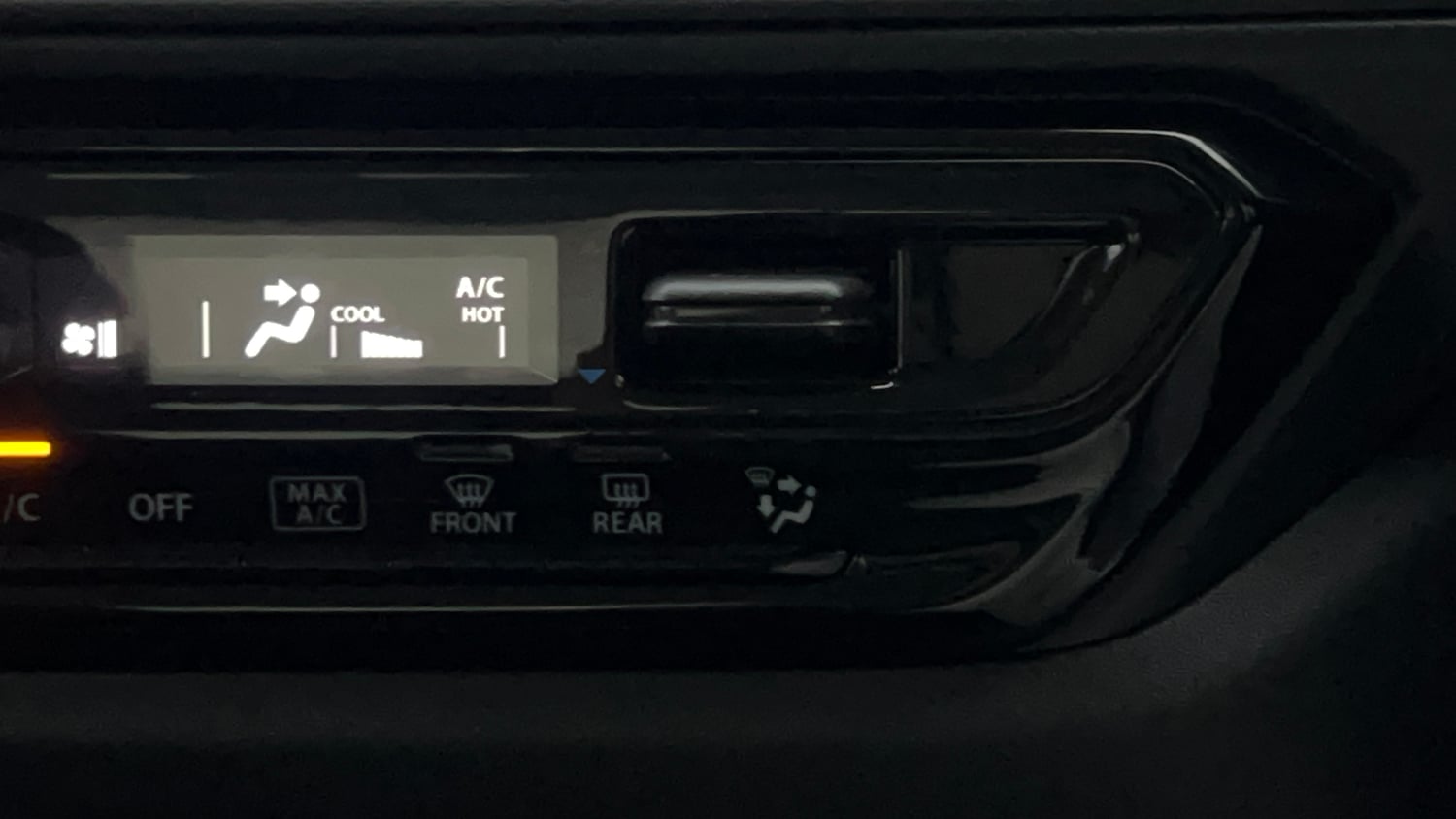 Used 2026 Maruti Suzuki Swift LXi Petrol Manual top_features Rear defogger