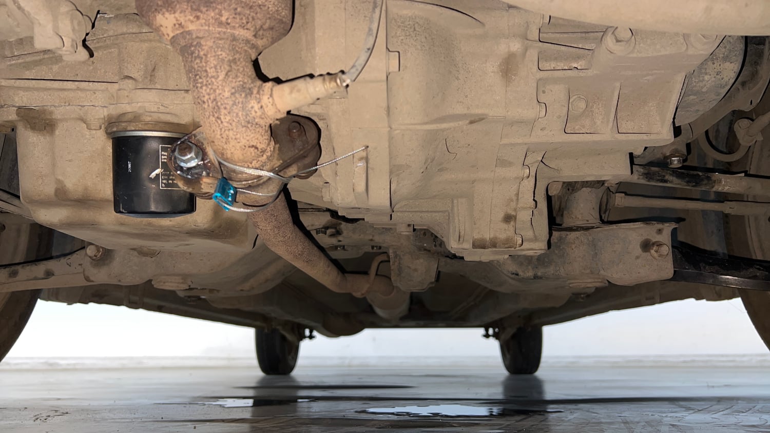 Used 2013 Maruti Suzuki Wagon R VXI Petrol Manual extra FRONT LEFT UNDERBODY VIEW