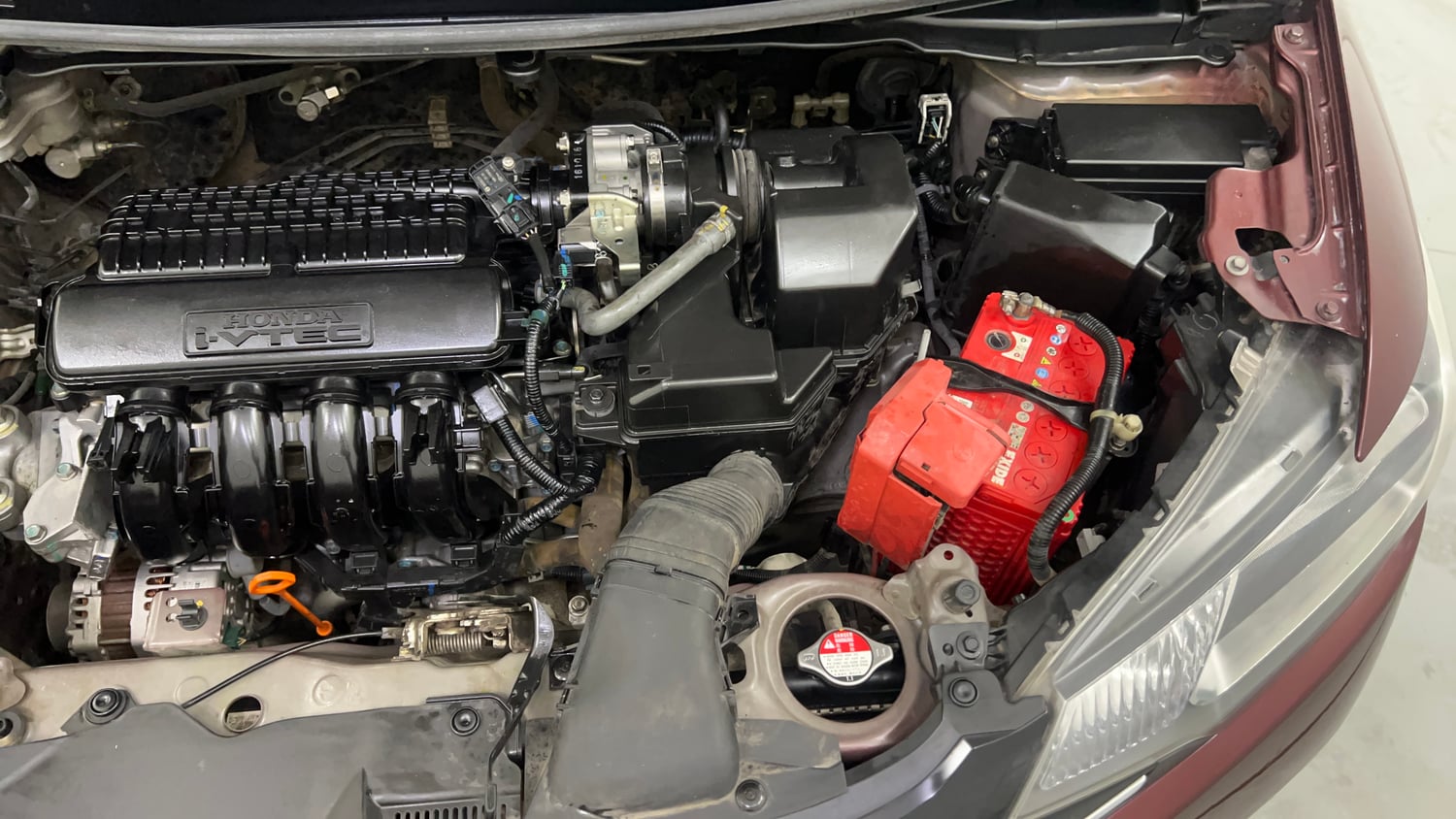 Used 2016 Honda Jazz VX Petrol Petrol Manual engine ENGINE LEFT SIDE VIEW