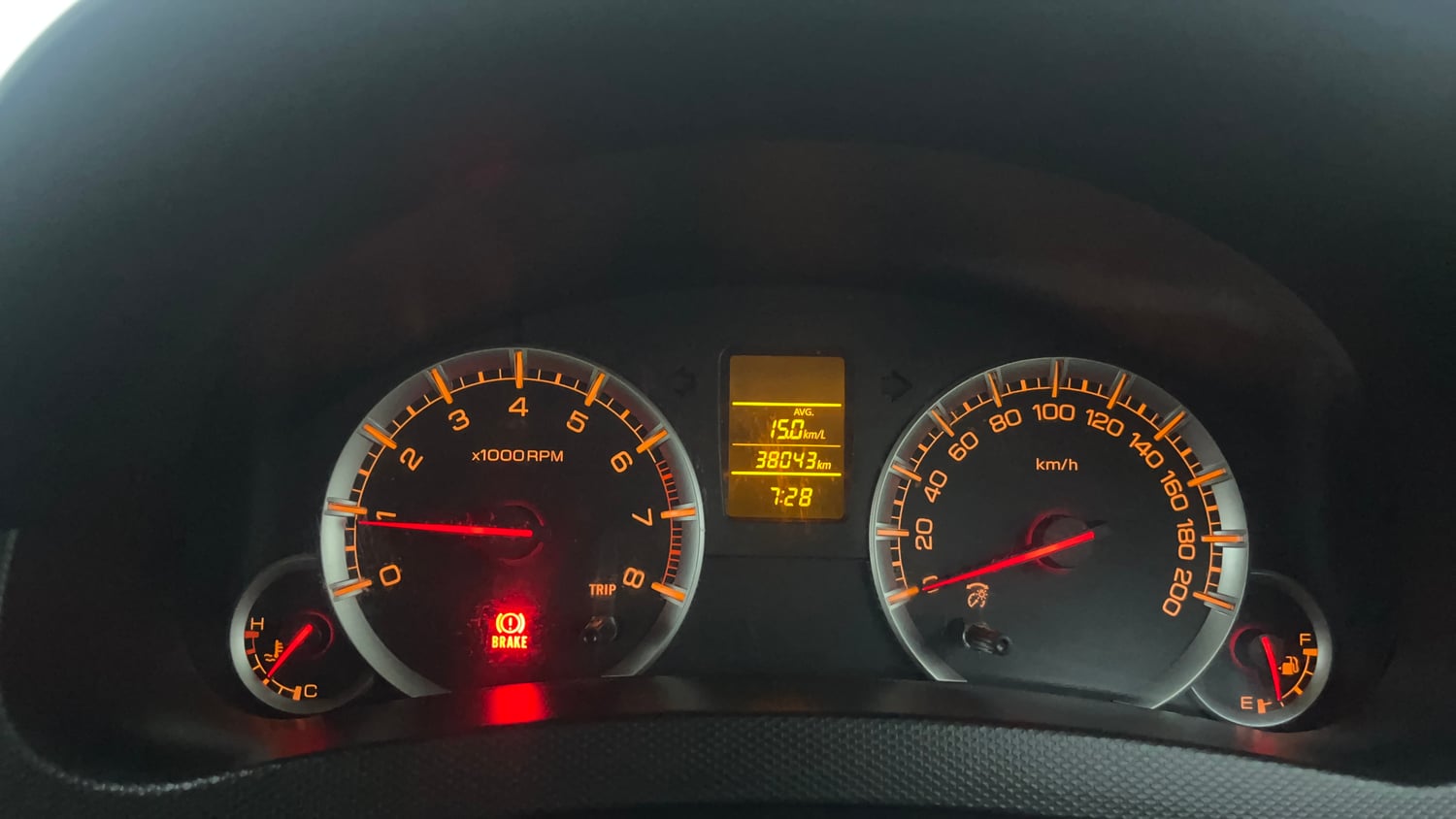 Used 2016 Maruti Suzuki Swift VXi Petrol Manual interior CLUSTERMETER VIEW