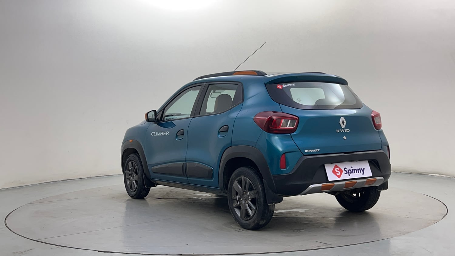 Used 2019 Renault Kwid CLIMBER 1.0 Opt Petrol Manual exterior LEFT REAR CORNER VIEW