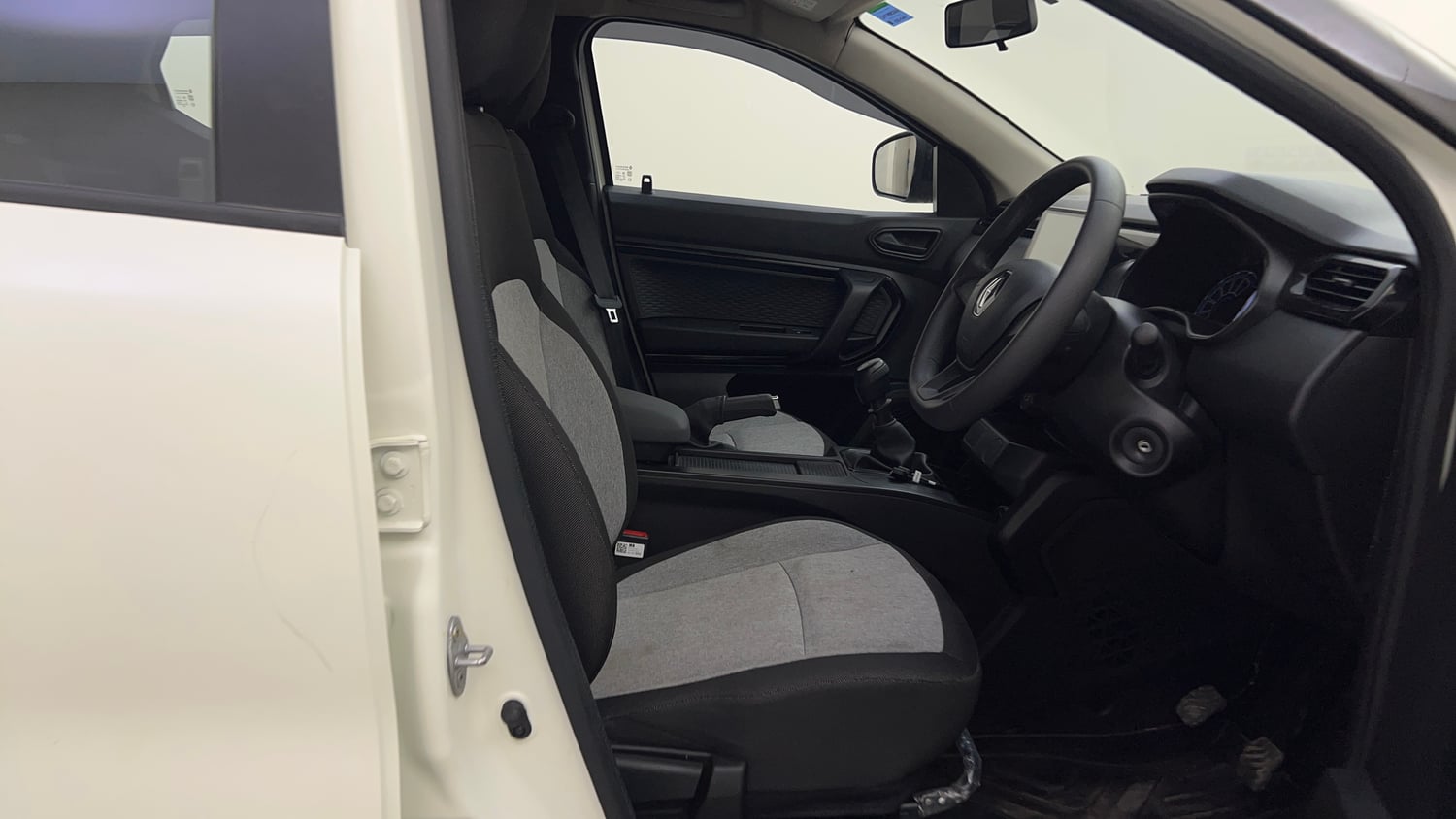 Used 2025 Renault Kiger RXL Petrol Manual interior RIGHT SIDE FRONT DOOR CABIN VIEW