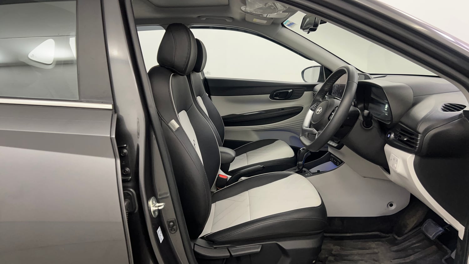 Used 2025 Hyundai New i20 Asta (O) 1.2 IVT Petrol Automatic interior RIGHT SIDE FRONT DOOR CABIN VIEW