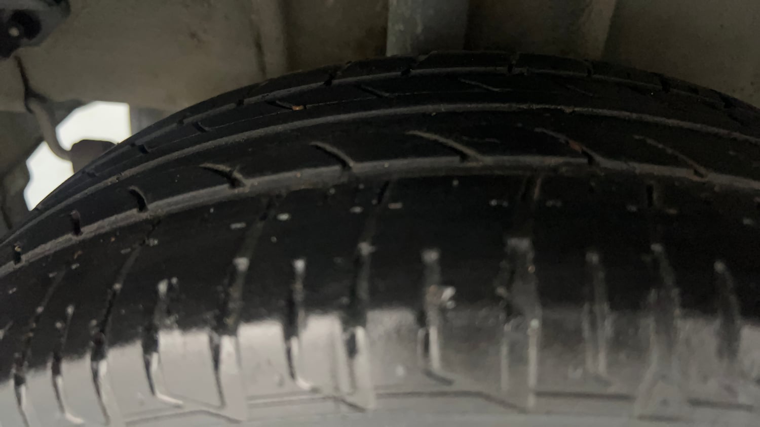 Used 2020 Tata Tiago XT Petrol Manual tyres RIGHT REAR TYRE TREAD VIEW