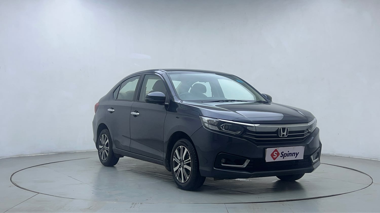 Used 2023 Honda Amaze VX CVT 1.2 Petrol Petrol Automatic exterior RIGHT FRONT CORNER VIEW