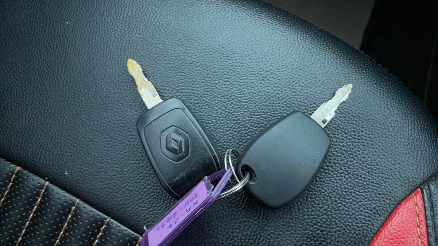 Used 2018 Renault Kwid 1.0 RXL Petrol Manual extra CAR KEY VIEW