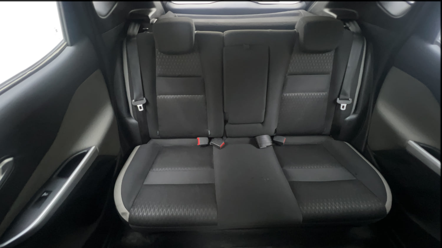 Used 2021 Nissan Magnite XV Turbo Petrol Manual interior REAR SEAT CONDITION VIEW