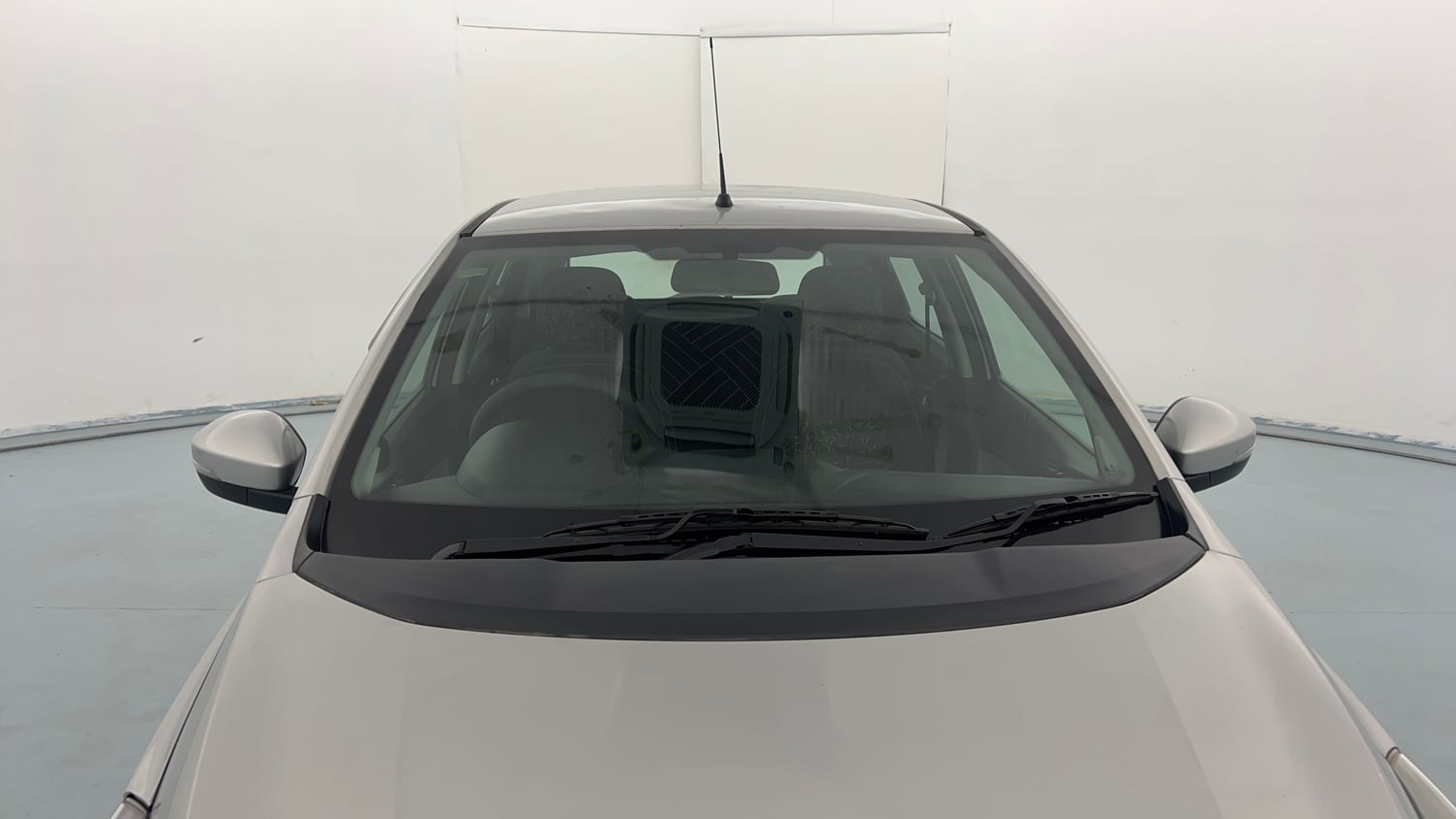 Used 2020 Tata Tiago XT Petrol Manual exterior FRONT WINDSHIELD VIEW