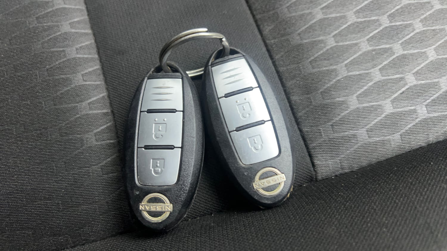 Used 2021 Nissan Magnite XV Turbo Petrol Manual extra CAR KEY VIEW
