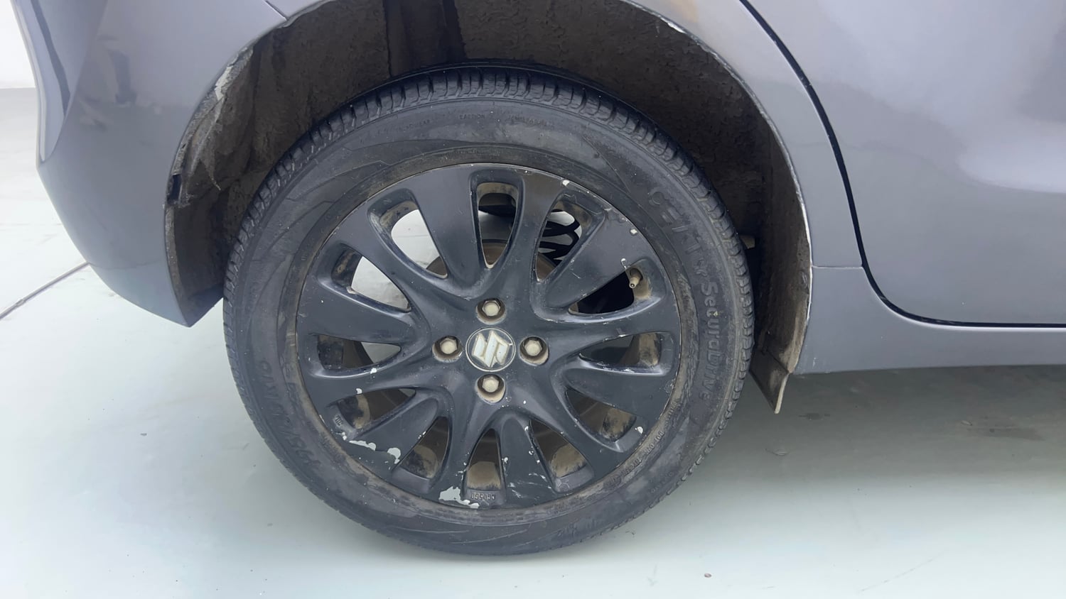 Used 2019 Maruti Suzuki Baleno Alpha 1.2 Petrol Manual tyres RIGHT REAR TYRE RIM VIEW