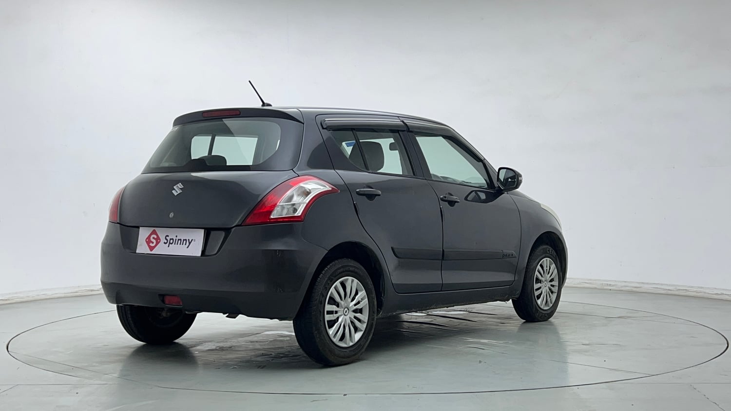 Used 2016 Maruti Suzuki Swift VXi Petrol Manual exterior RIGHT REAR CORNER VIEW