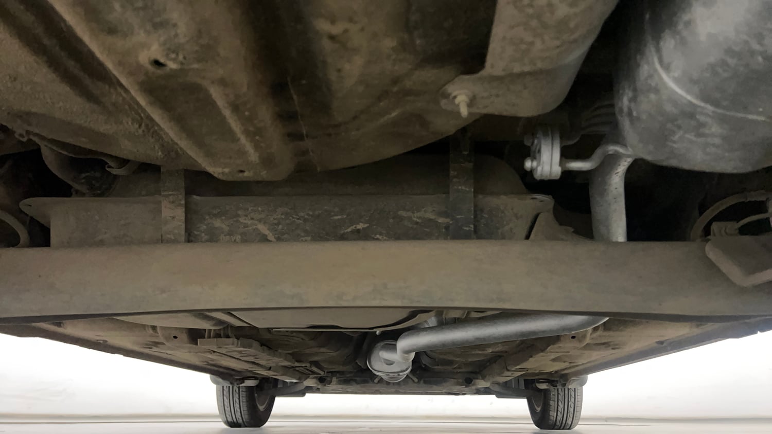 Used 2021 Hyundai Grand i10 Nios Sportz AMT 1.2 Kappa VTVT Petrol Automatic extra REAR UNDERBODY VIEW (TAKEN FROM REAR)