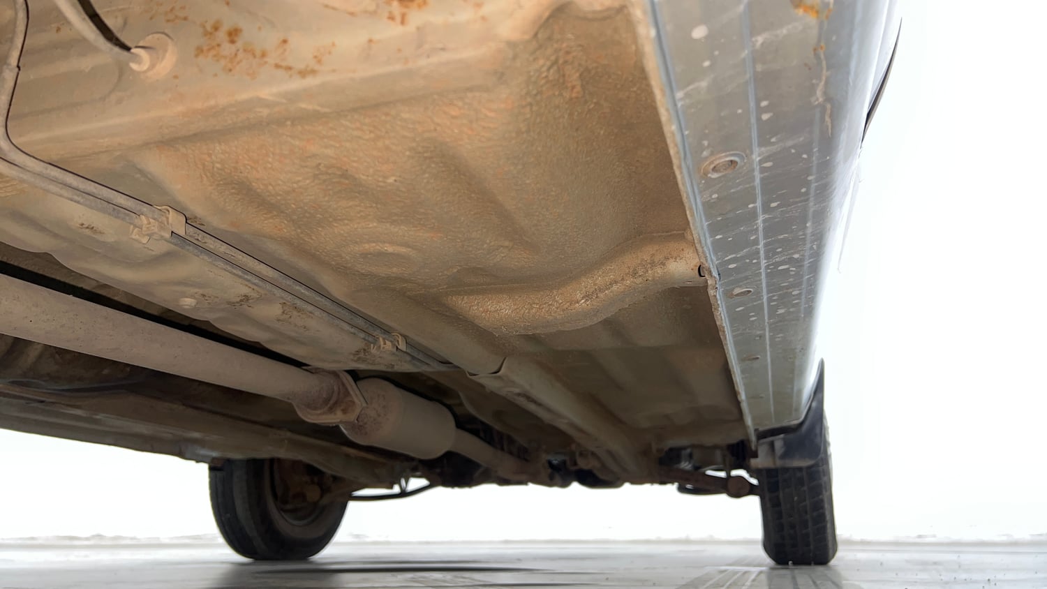 Used 2023 Maruti Suzuki Alto 800 LXi (O) CNG Cng Manual extra REAR RIGHT UNDERBODY VIEW