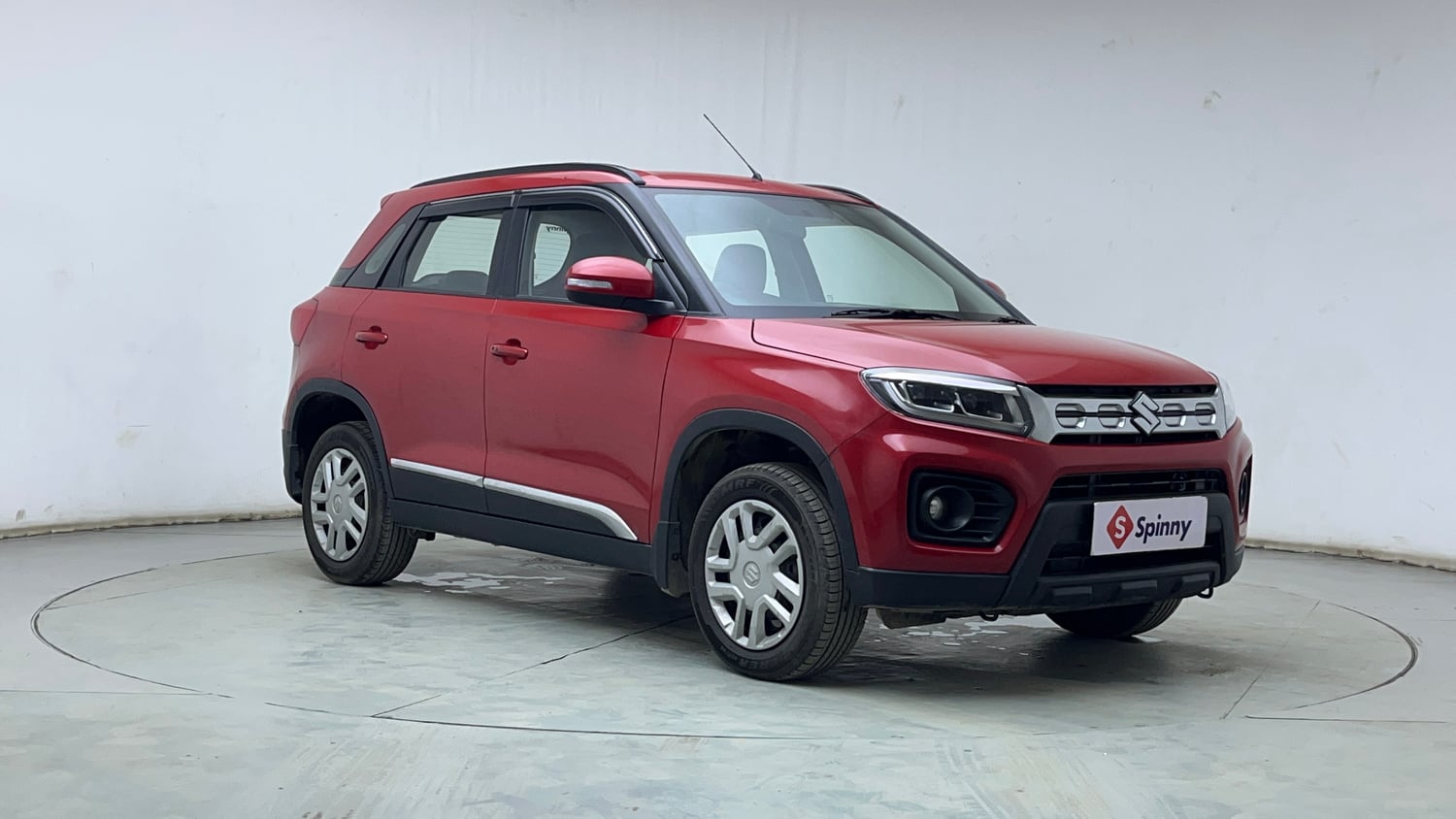 Used 2020 maruti-suzuki Vitara Brezza VXi Petrol Manual exterior RIGHT FRONT CORNER VIEW
