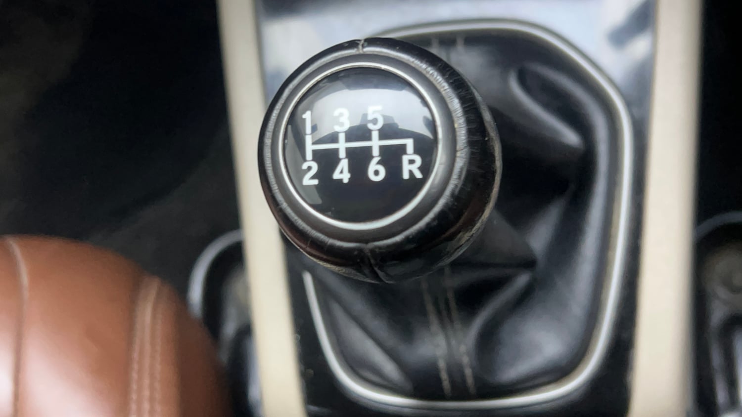 Used 2023 Honda Elevate VX MT Petrol Manual interior GEAR  KNOB VIEW