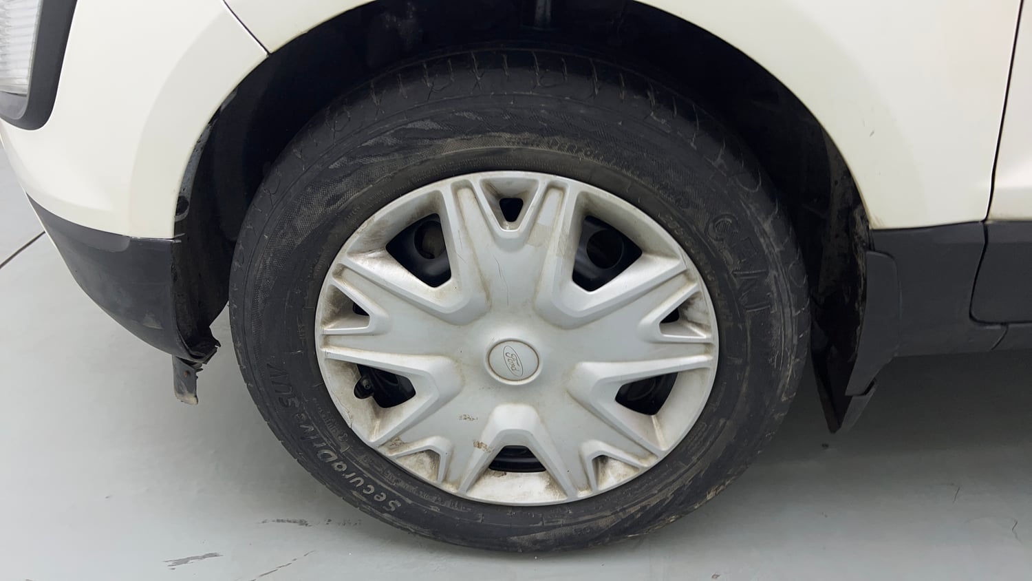 Used 2018 Ford EcoSport Trend + 1.5L TDCi Diesel Manual tyres LEFT FRONT TYRE RIM VIEW