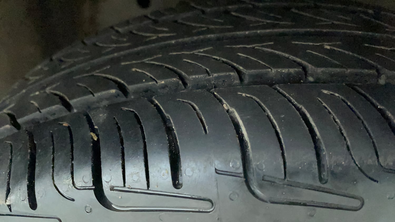 Used 2019 Honda Amaze 1.2 VX MT Petrol Petrol Manual tyres RIGHT FRONT TYRE TREAD VIEW