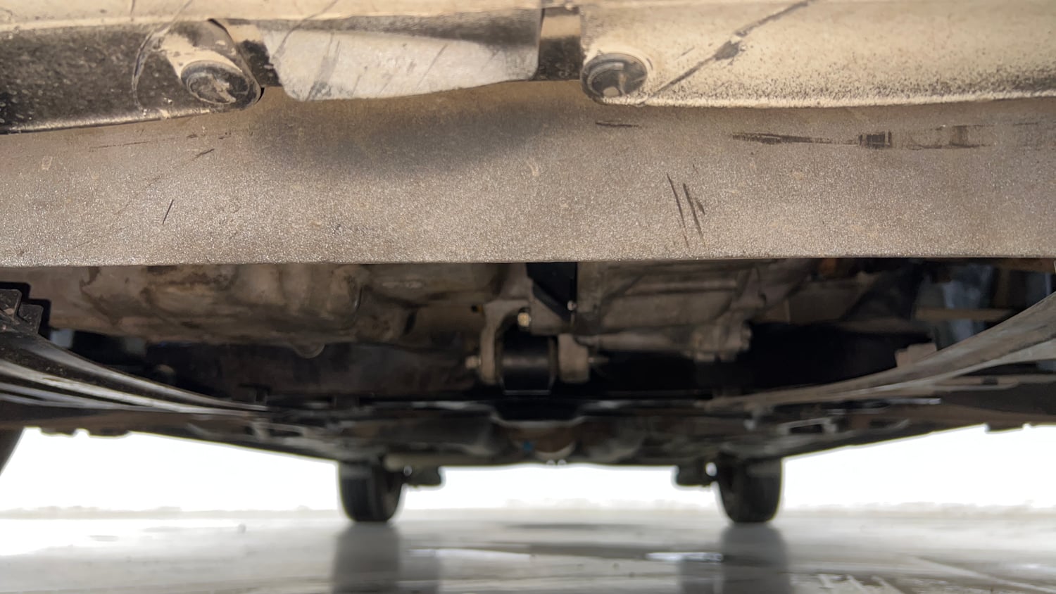 Used 2015 Honda Amaze 1.2 S i-VTEC Petrol Manual extra FRONT LEFT UNDERBODY VIEW