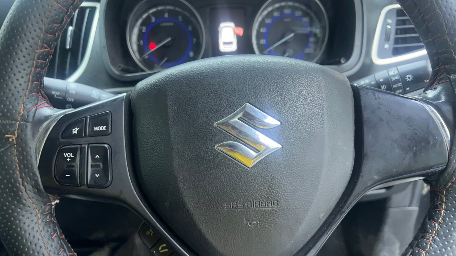 Used 2019 Maruti Suzuki Baleno Alpha 1.2 Petrol Manual top_features Airbags