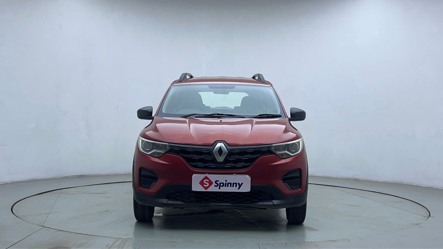 Used 2019 Renault Triber RXE Petrol Manual exterior FRONT VIEW
