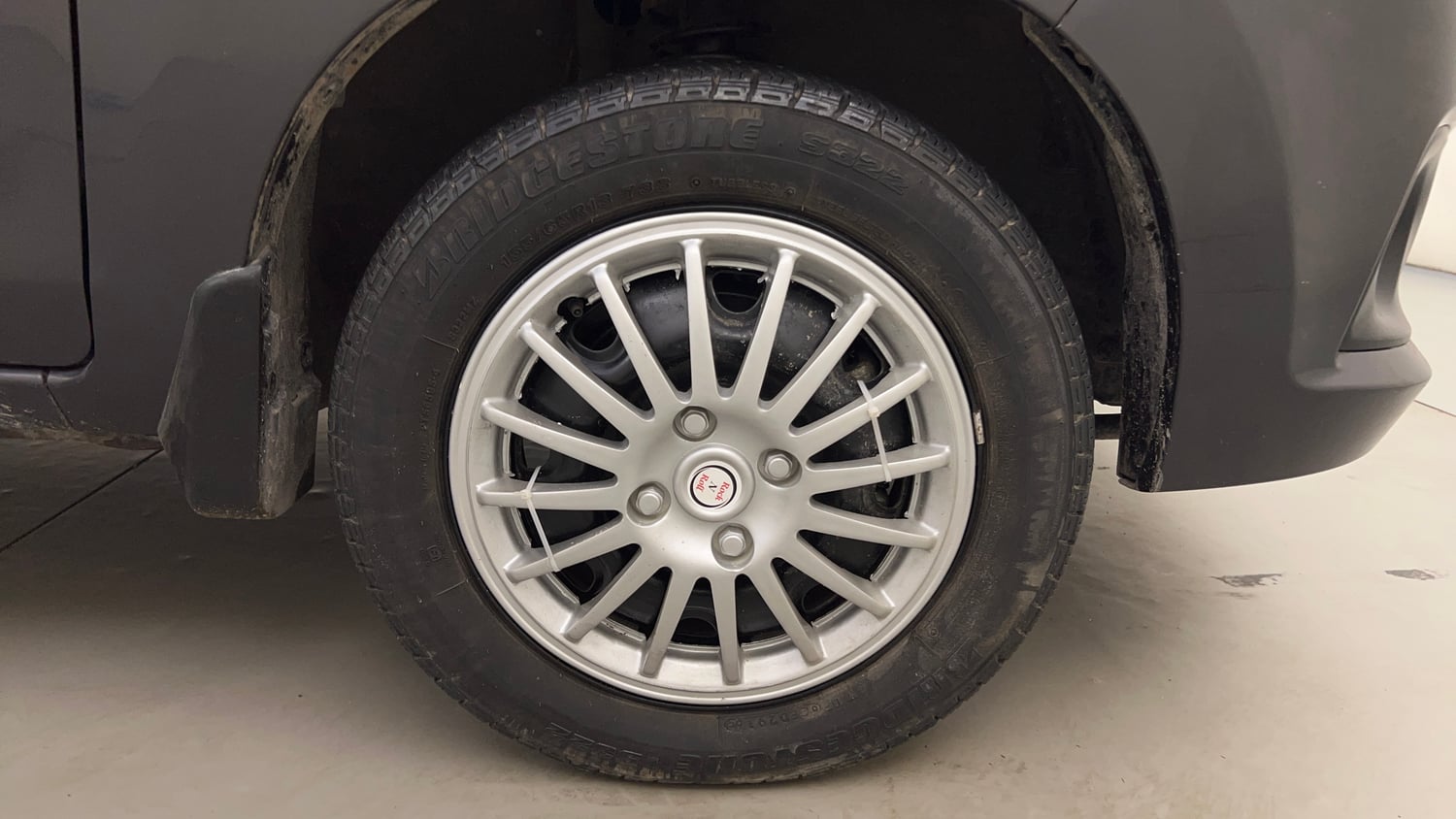 Used 2016 Maruti Suzuki Alto K10 VXi AMT Petrol Automatic tyres RIGHT FRONT TYRE RIM VIEW
