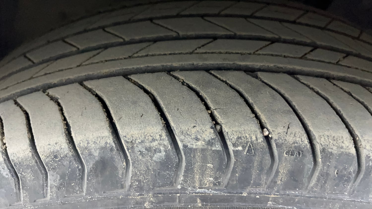 Used 2024 Skoda Kushaq Style 1.5L TSI DSG Petrol Automatic tyres LEFT FRONT TYRE TREAD VIEW
