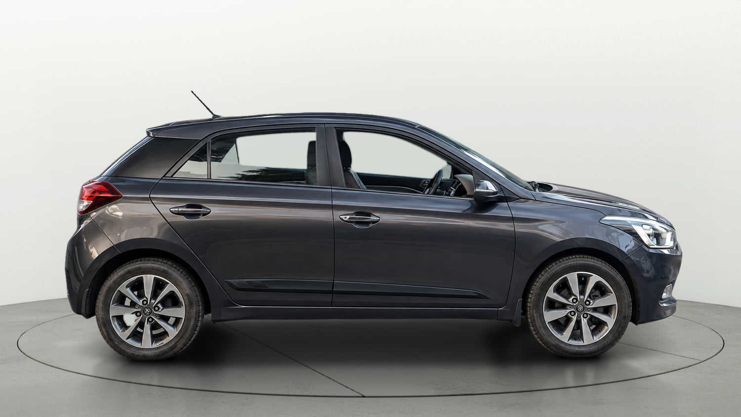 Used 2015 Hyundai Elite i20 Asta 1.2 Petrol Manual exterior RIGHT SIDE VIEW