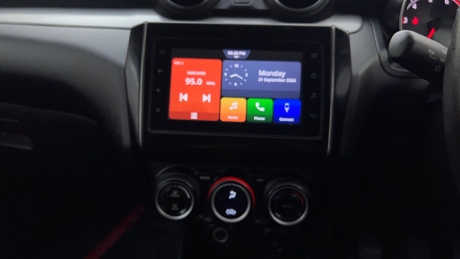 Used 2020 Maruti Suzuki Swift ZXi Plus Petrol Manual top_features Integrated (in-dash) music system