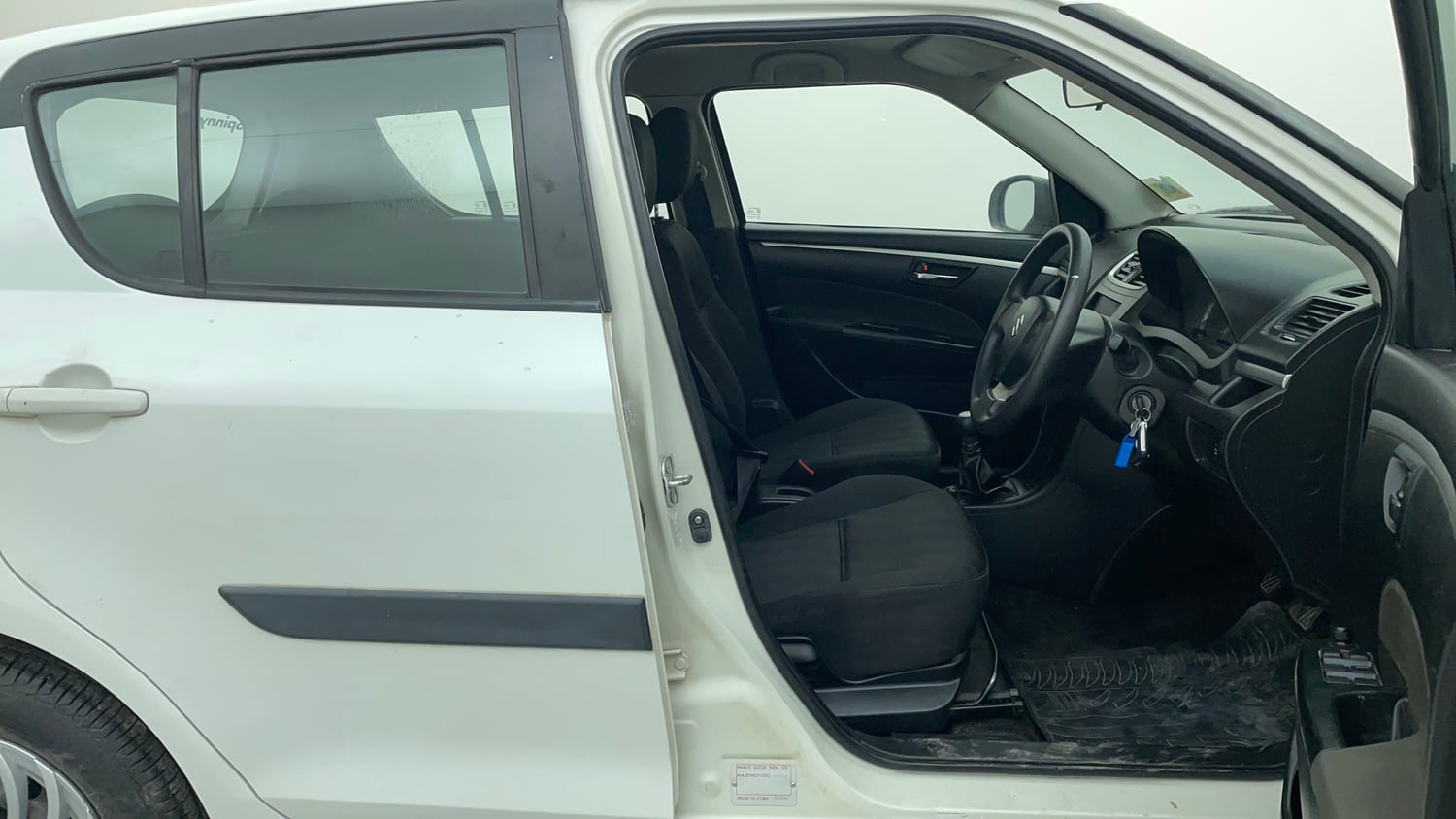 Used 2014 Maruti Suzuki Swift VXI CNG (Outside Fitted) Cng Manual interior RIGHT SIDE FRONT DOOR CABIN VIEW