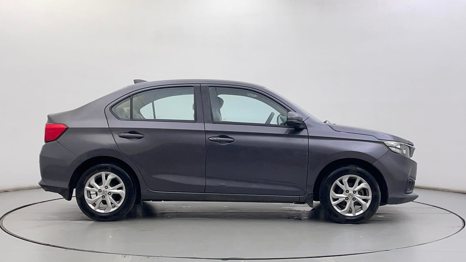 Used 2019 Honda Amaze 1.2 VX MT Petrol Petrol Manual exterior RIGHT SIDE VIEW