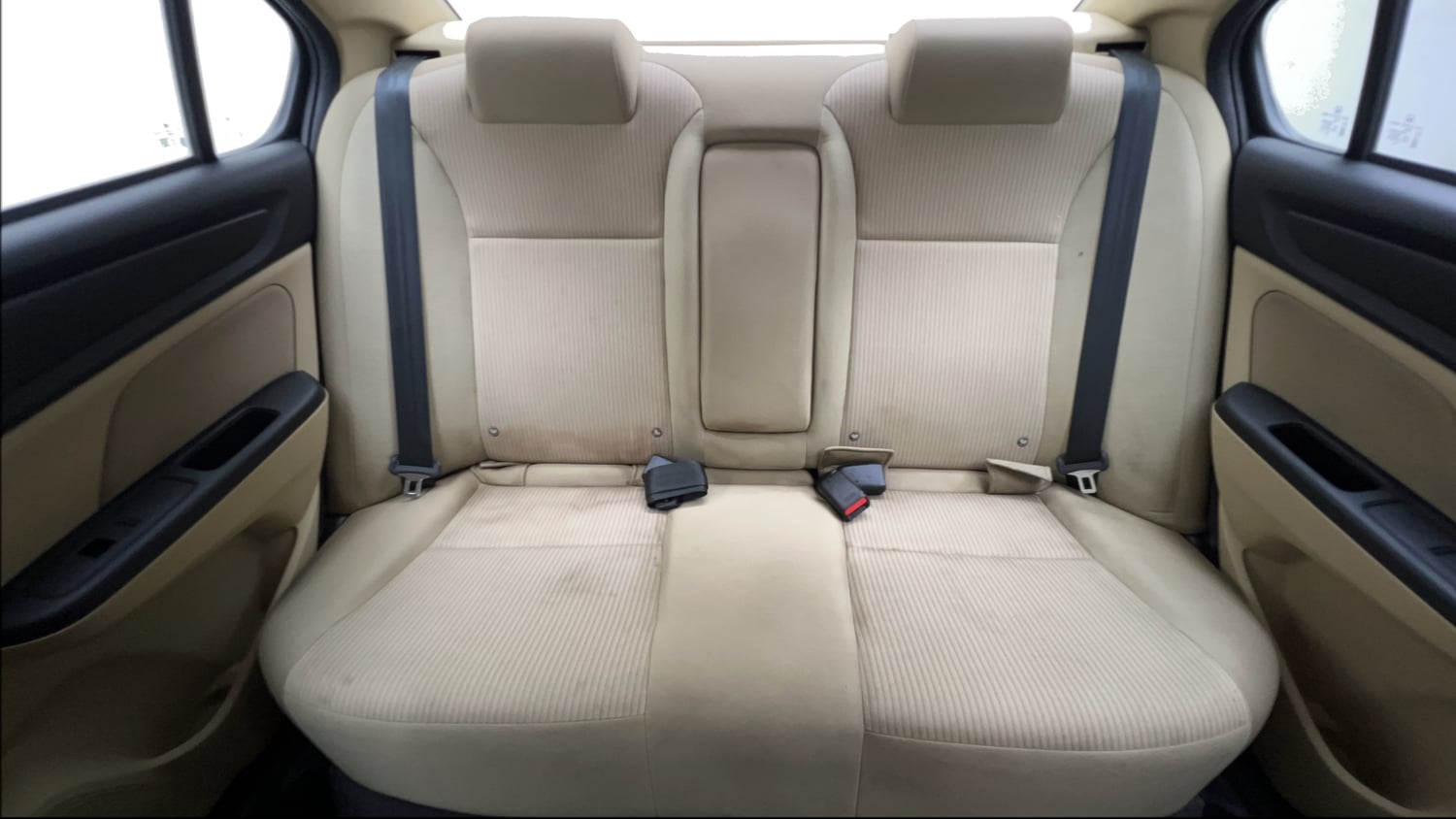 Used 2022 Honda Amaze S MT 1.2 Petrol Petrol Manual interior REAR SEAT CONDITION VIEW