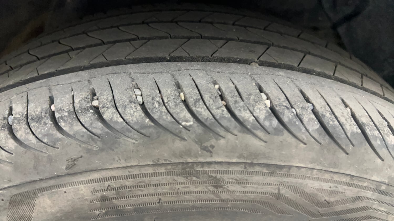 Used 2016 Hyundai Verna 1.6 CRDI S AT Diesel Automatic tyres LEFT REAR TYRE TREAD VIEW
