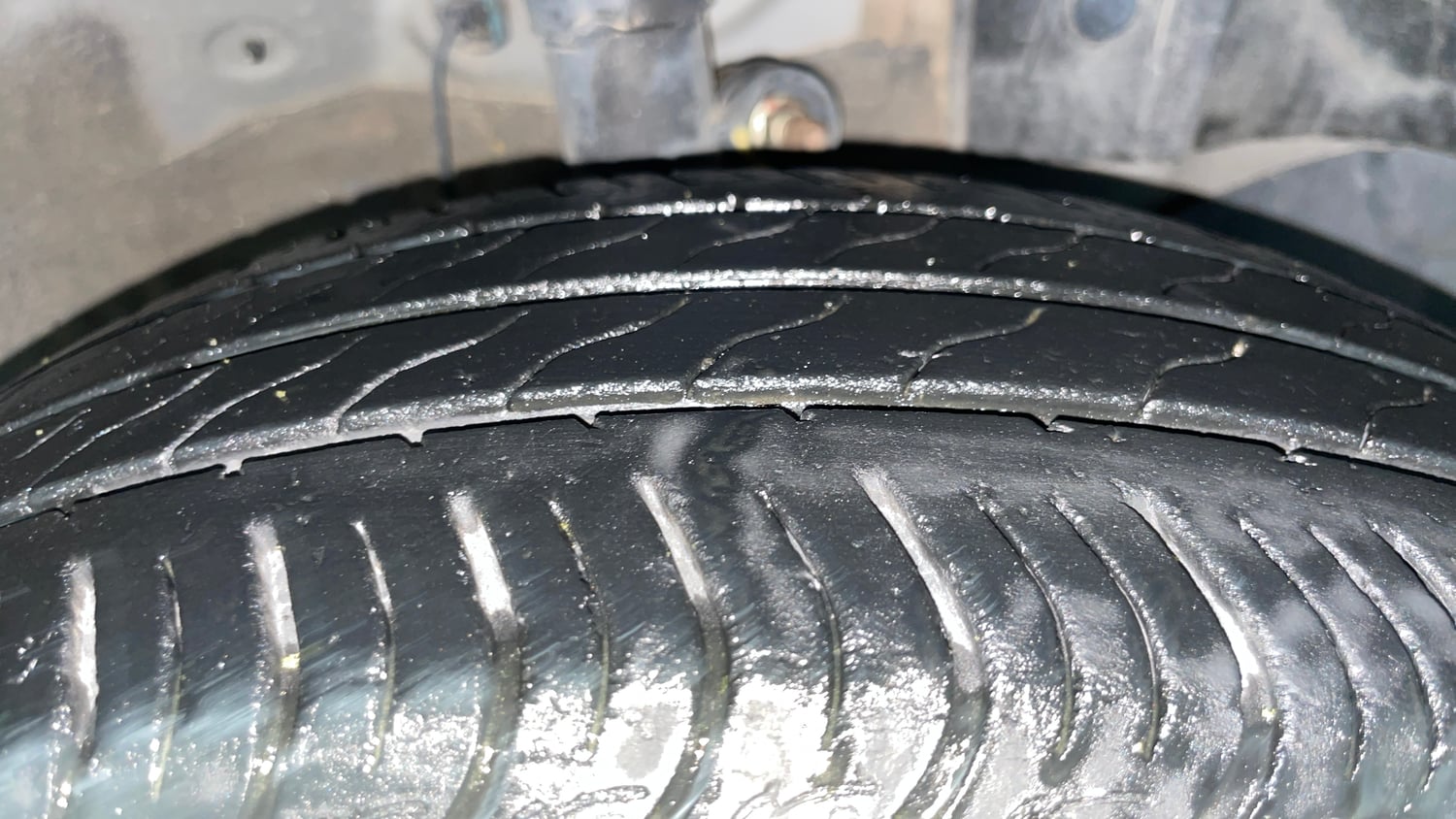 Used 2023 Honda Amaze VX MT 1.2 Petrol Petrol Manual tyres RIGHT FRONT TYRE TREAD VIEW