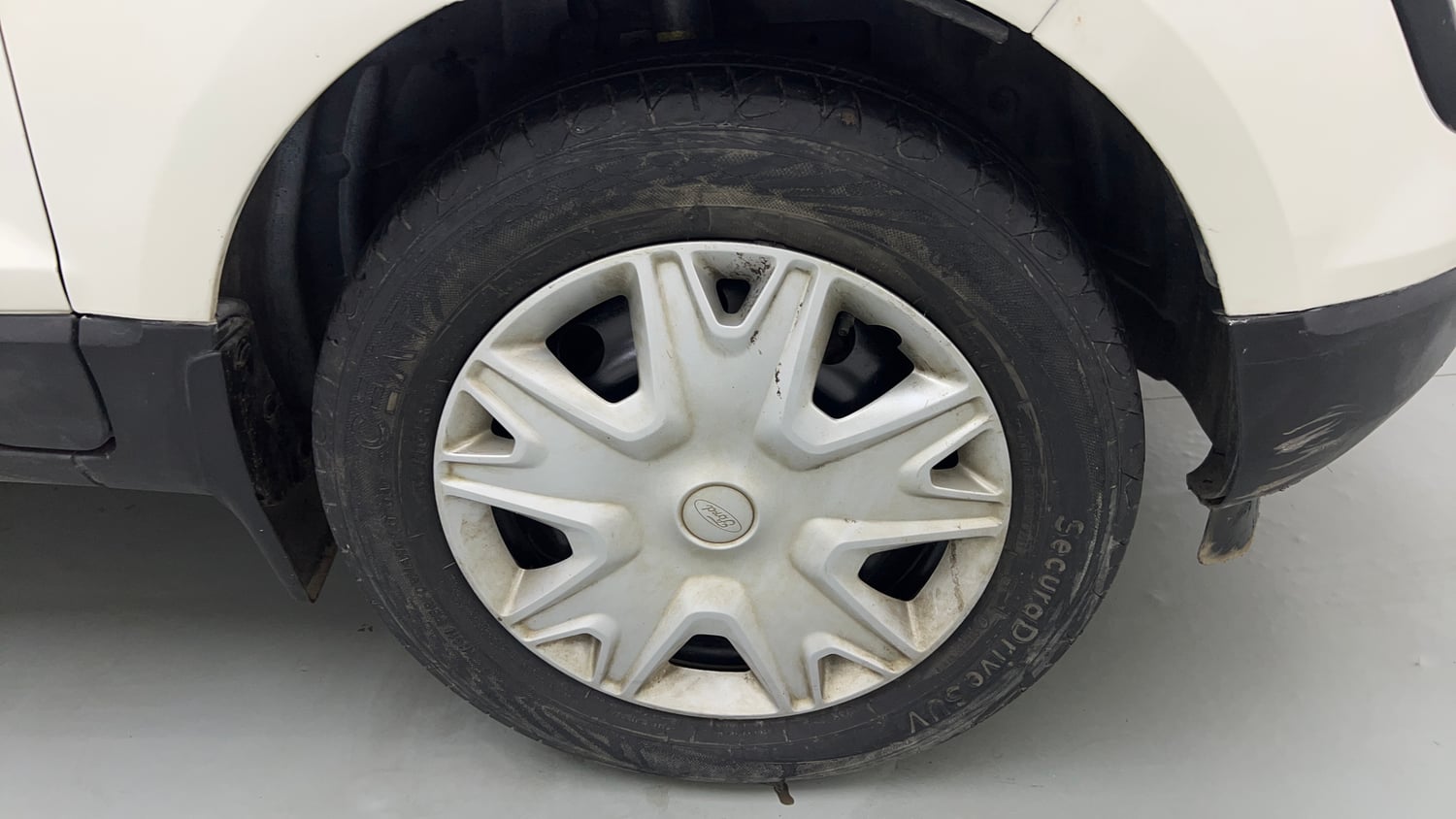 Used 2018 Ford EcoSport Trend + 1.5L TDCi Diesel Manual tyres RIGHT FRONT TYRE RIM VIEW
